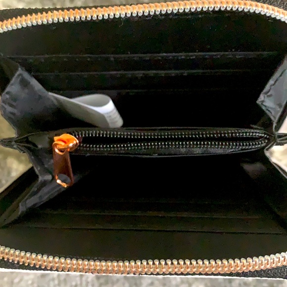 Small Marble Wallet - Picture 2 of 2